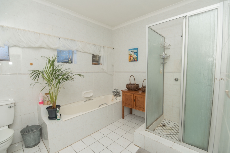 4 Bedroom Property for Sale in Fernglen Eastern Cape